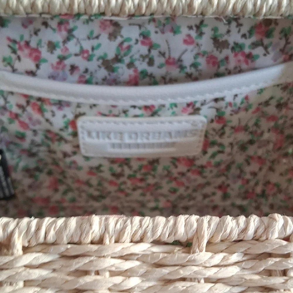 Chic White and Tan Crossbody Bag - Picture 7 of 11